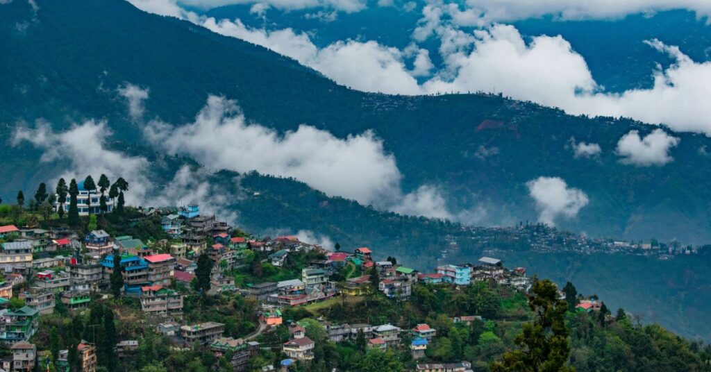 Top 10 places to visit in Darjeeling 4